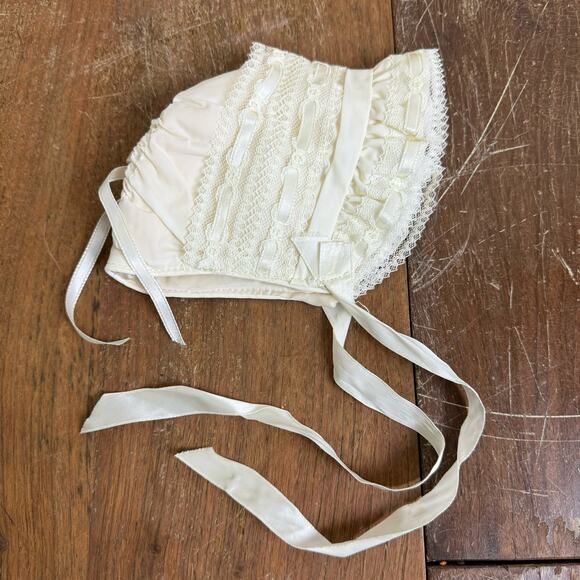 Vintage Heirloom Victorian Style NEW with tag White‎ Lace Baby Bonnet - Picture 8 of 9